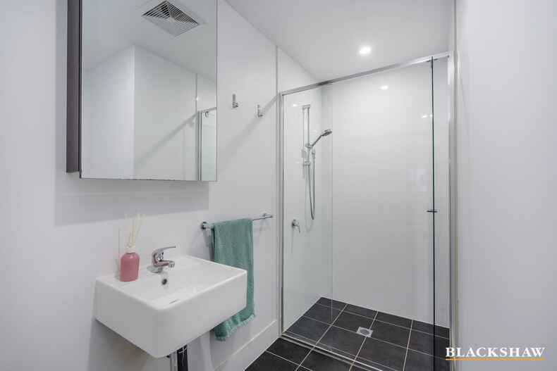 76/40 Philip Hodgins Street Wright 76/40 Philip Hodgins Street Wright