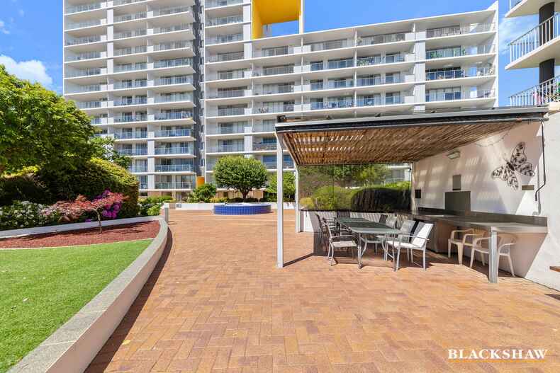 145/98 Corinna Street Phillip