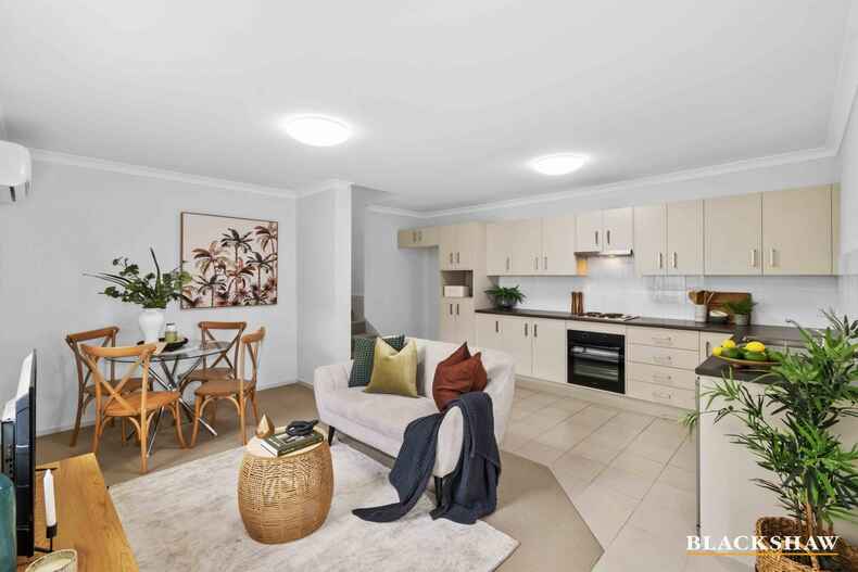 13A Freycinet Drive Sunshine Bay 13A Freycinet Drive Sunshine Bay