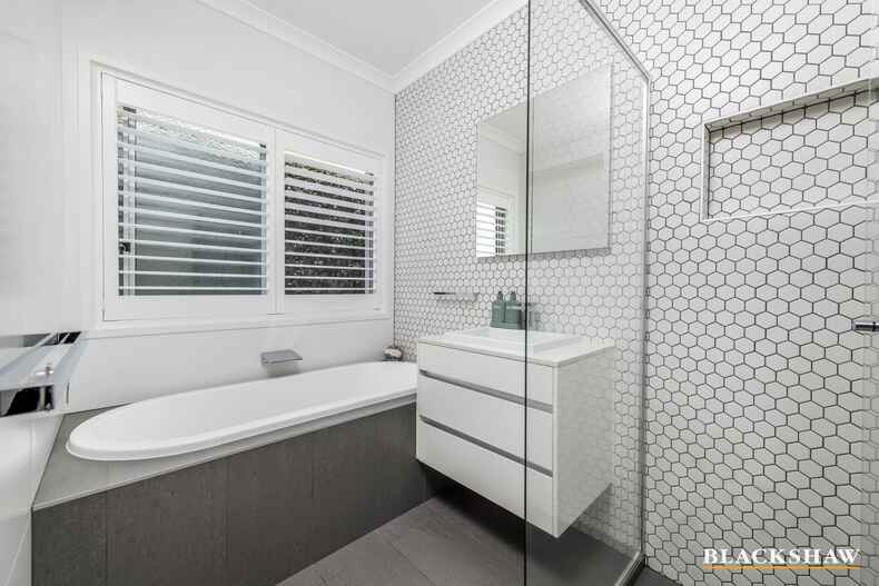 46 Drooka Crescent Crace 46 Drooka Crescent Crace