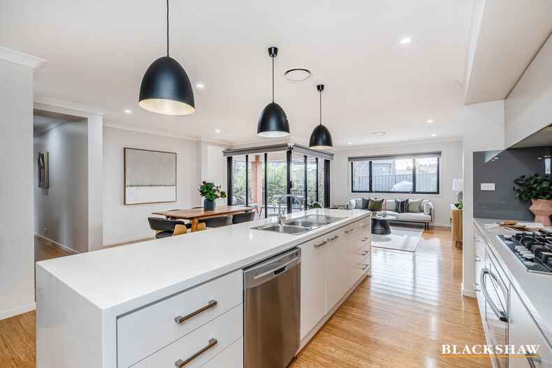 61 Cornelius Street Coombs 61 Cornelius Street Coombs