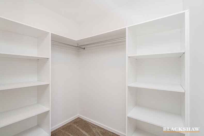 2/1 Taggart Terrace Coombs