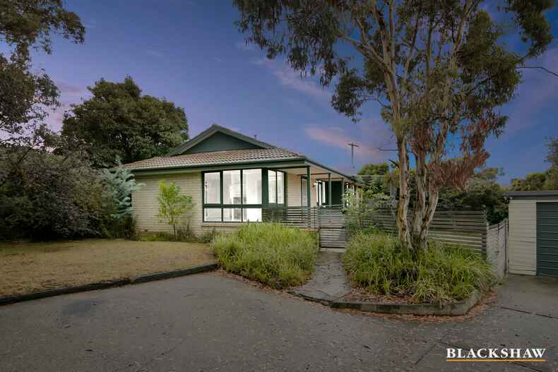 12 Hensman Street Latham
