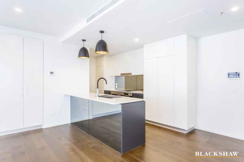 233/34 Eyre Street Kingston