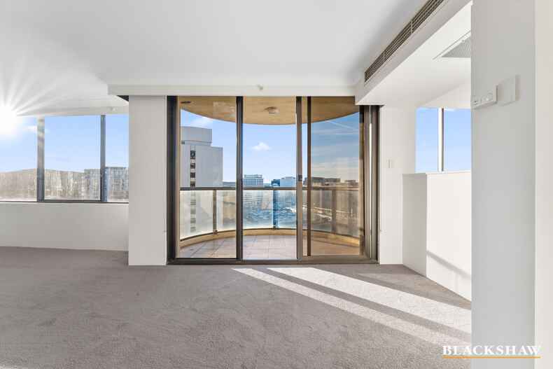 1506/2 Marcus Clarke Street City