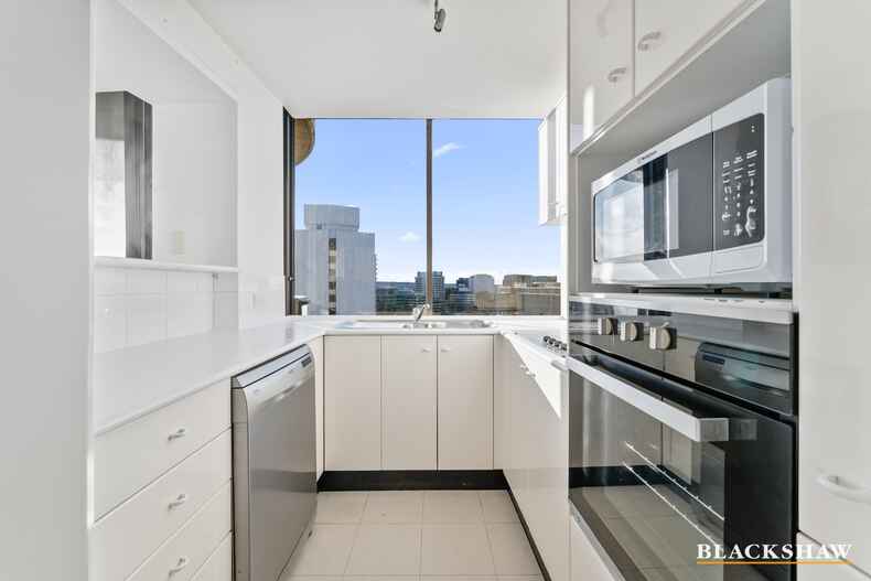 1506/2 Marcus Clarke Street City
