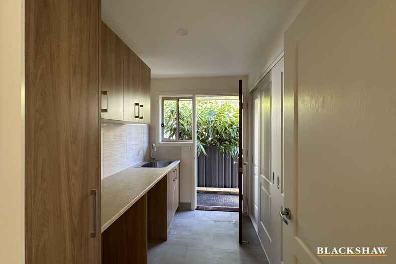 71 Freycinet Drive Sunshine Bay 71 Freycinet Drive Sunshine Bay