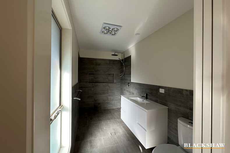 71 Freycinet Drive Sunshine Bay 71 Freycinet Drive Sunshine Bay