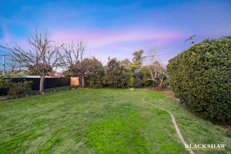 12 Yambina Crescent Waramanga 12 Yambina Crescent Waramanga