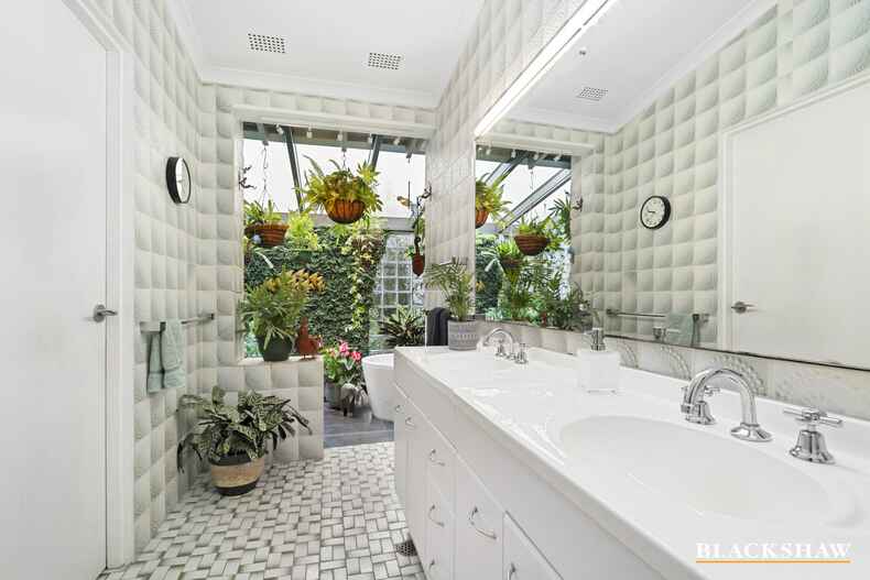 22 Hicks Street Red Hill 22 Hicks Street Red Hill