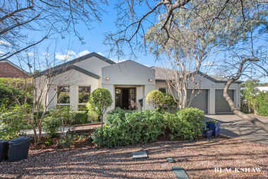 6 Glossop Crescent Campbell