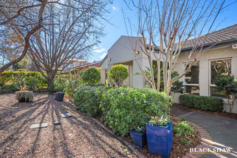 6 Glossop Crescent Campbell 6 Glossop Crescent Campbell