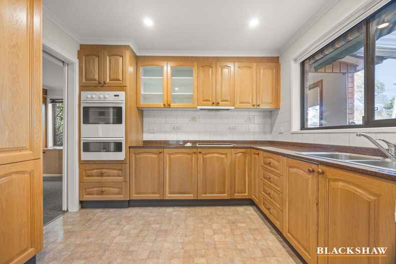 21 Tallara Parkway Narrabundah