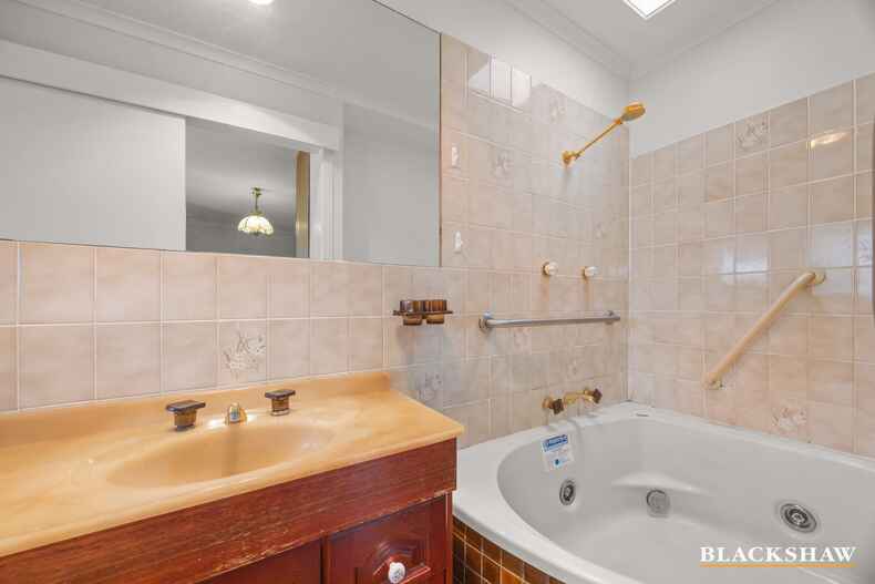 21 Tallara Parkway Narrabundah 21 Tallara Parkway Narrabundah