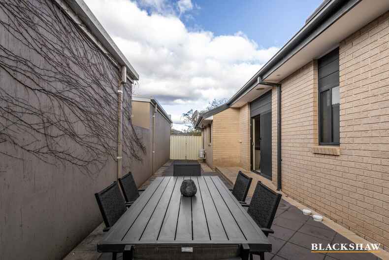 6 Burbie Street Harrison