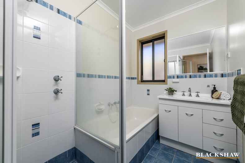 6 Burbie Street Harrison