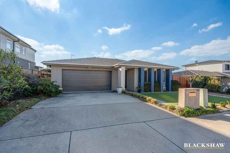 35 Castan Street Coombs 35 Castan Street Coombs