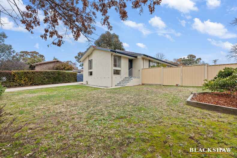 48 De Graaff Street Holder