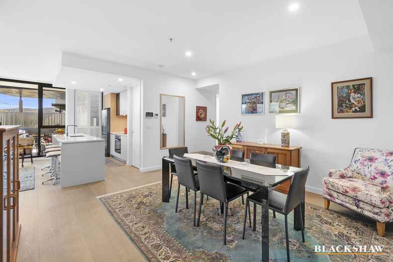 180/44 Constitution Avenue Parkes