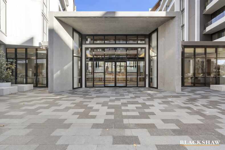 180/44 Constitution Avenue Parkes