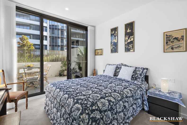 180/44 Constitution Avenue Parkes