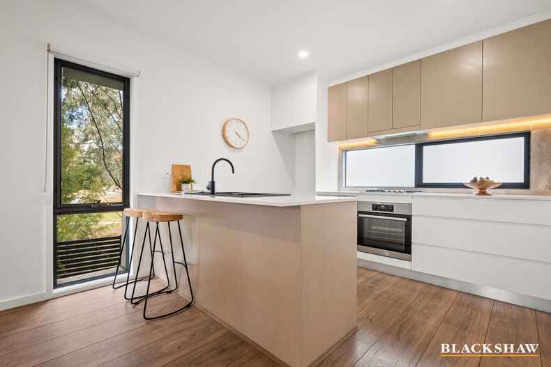 28/128 Easty Street Phillip