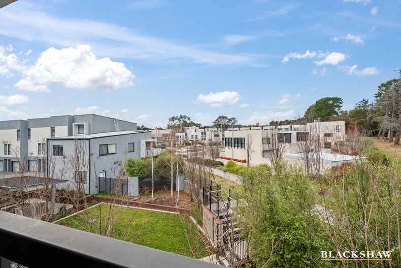 28/128 Easty Street Phillip