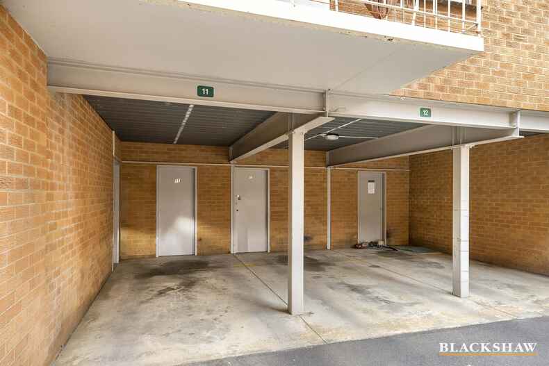 11/18 Booth Street Queanbeyan