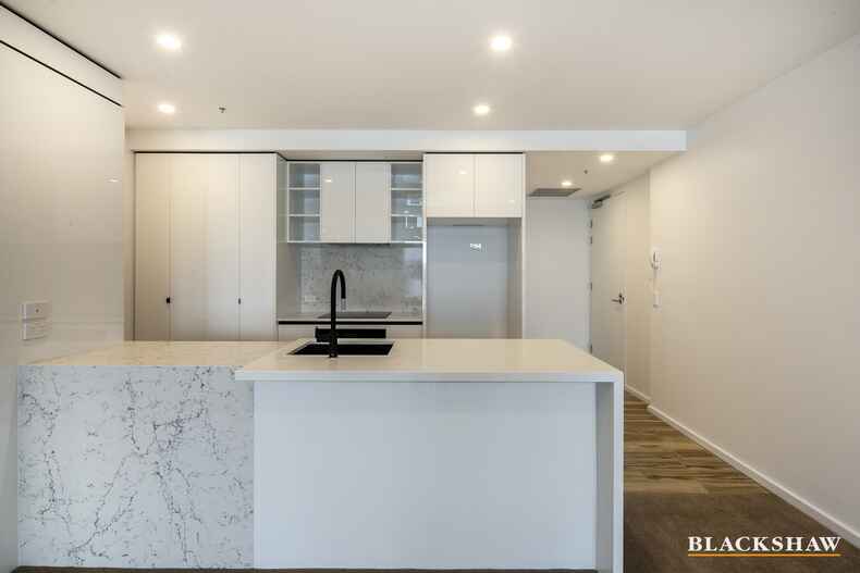92/20 Allara Street City