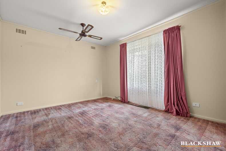 5 Brent Place Garran