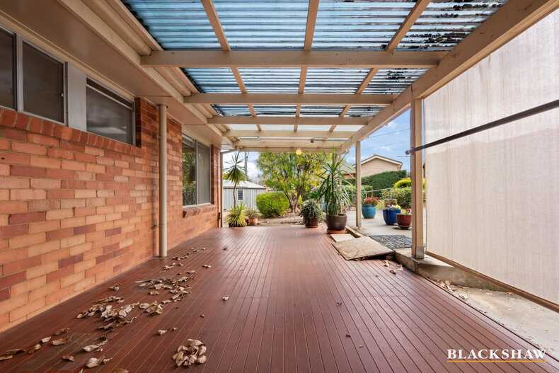 5 Brent Place Garran