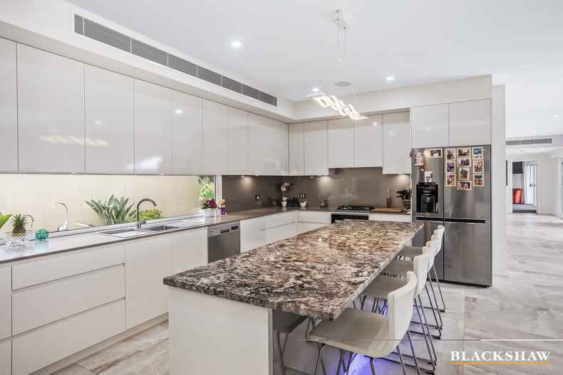 8 Victor Circuit Batehaven