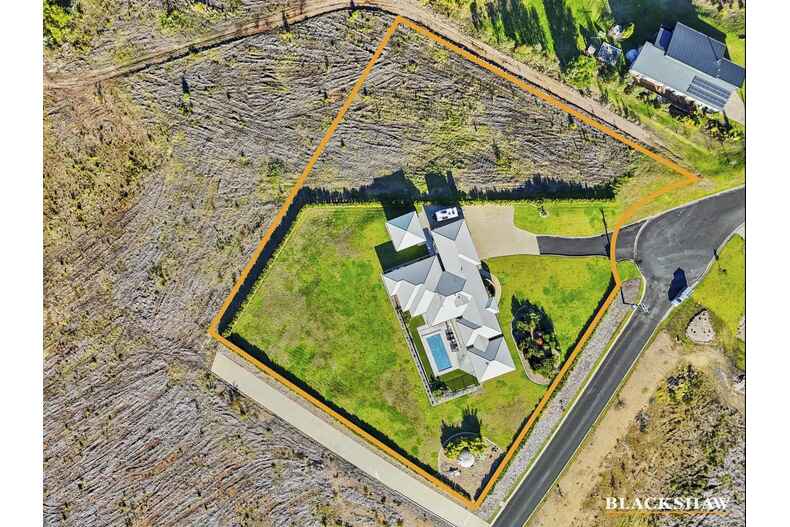 8 Victor Circuit Batehaven