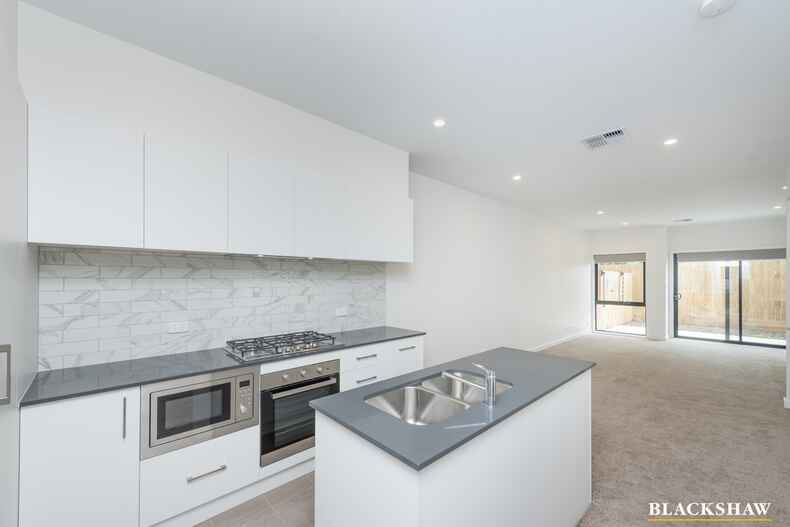 78/1 Rowland Rees Crescent Greenway 78/1 Rowland Rees Crescent Greenway