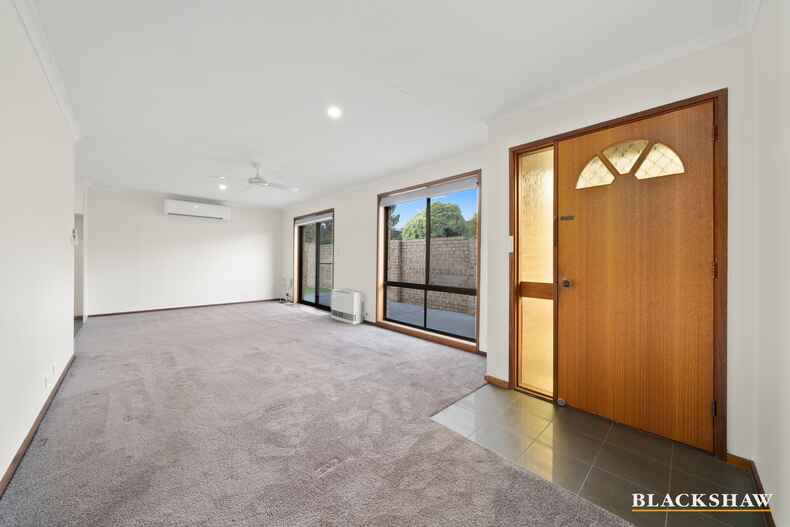 1 & 2/39 Molonglo Street Queanbeyan East