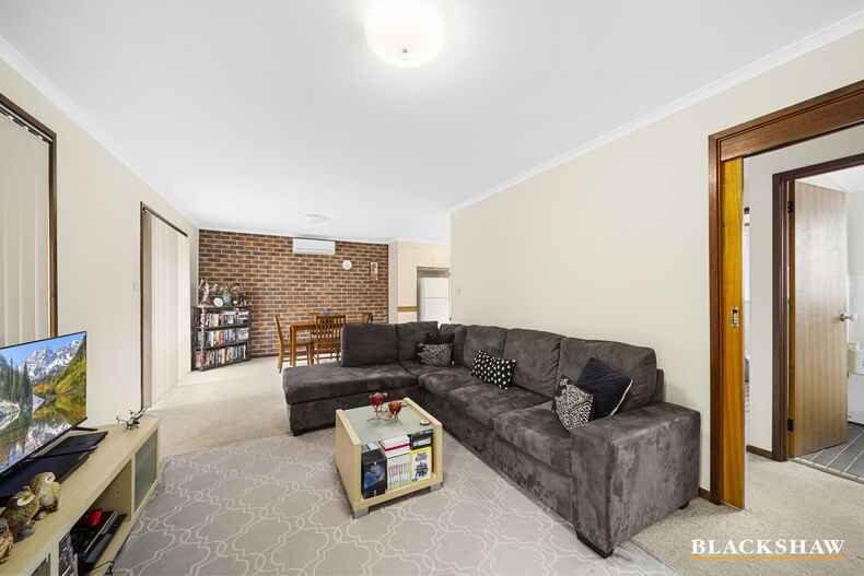 1 & 2/39 Molonglo Street Queanbeyan East
