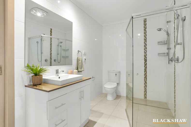 1 Solomon Crescent Latham