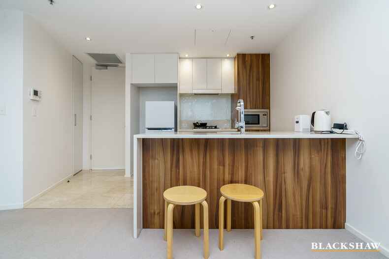 1517/240 Bunda Street City