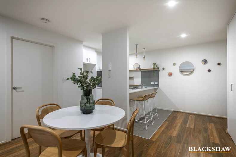 86/41 Philip Hodgins Street Wright