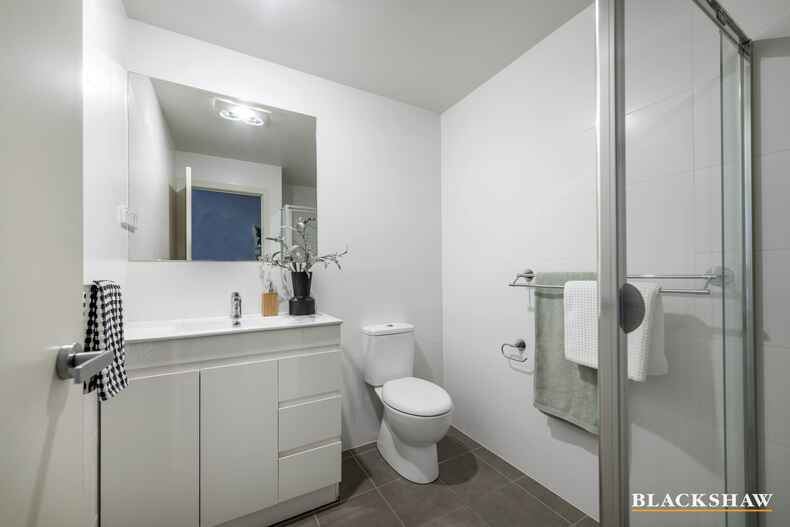 86/41 Philip Hodgins Street Wright