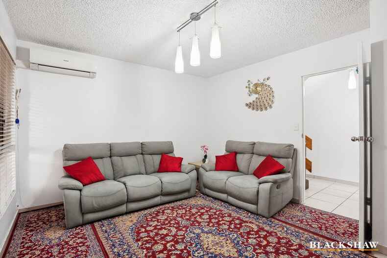 1/2 Thurlow Place Belconnen