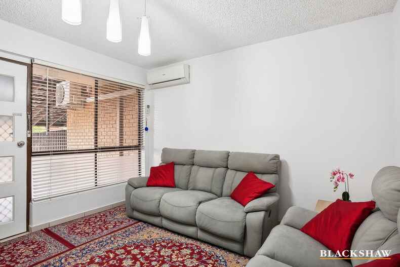 1/2 Thurlow Place Belconnen