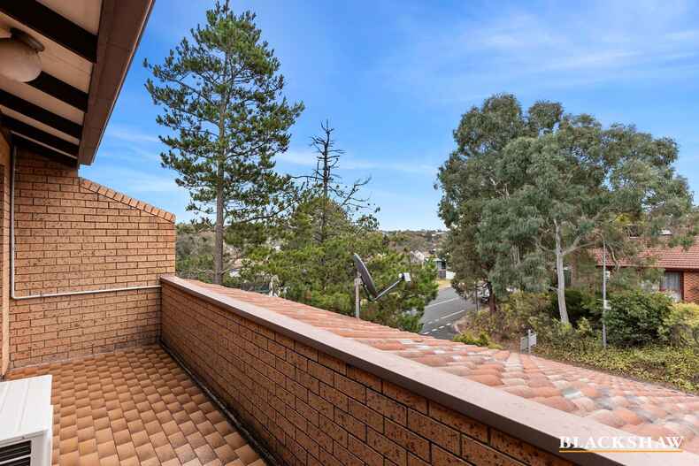 1/2 Thurlow Place Belconnen