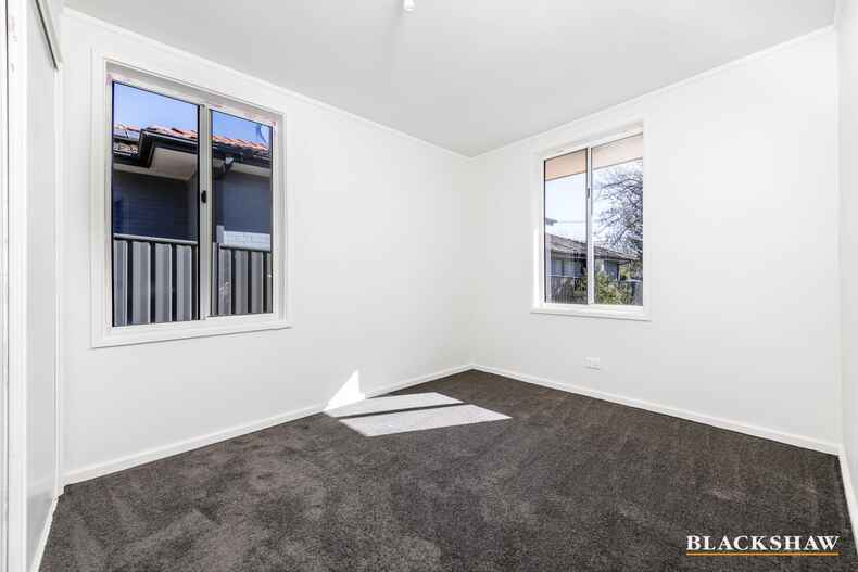 12 Dennis Street Garran