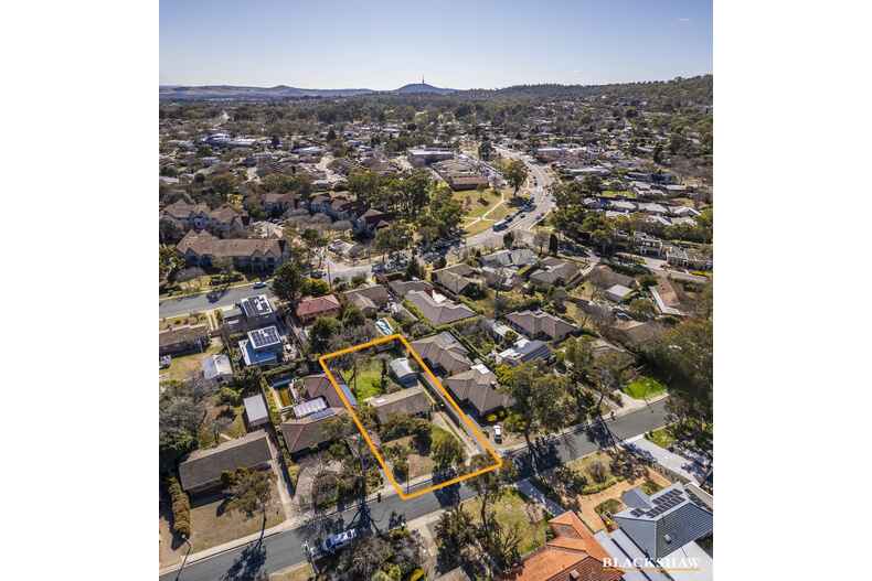 12 Dennis Street Garran