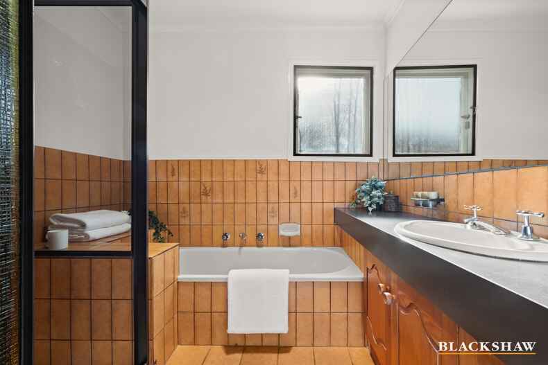 9 Whitham Place Pearce