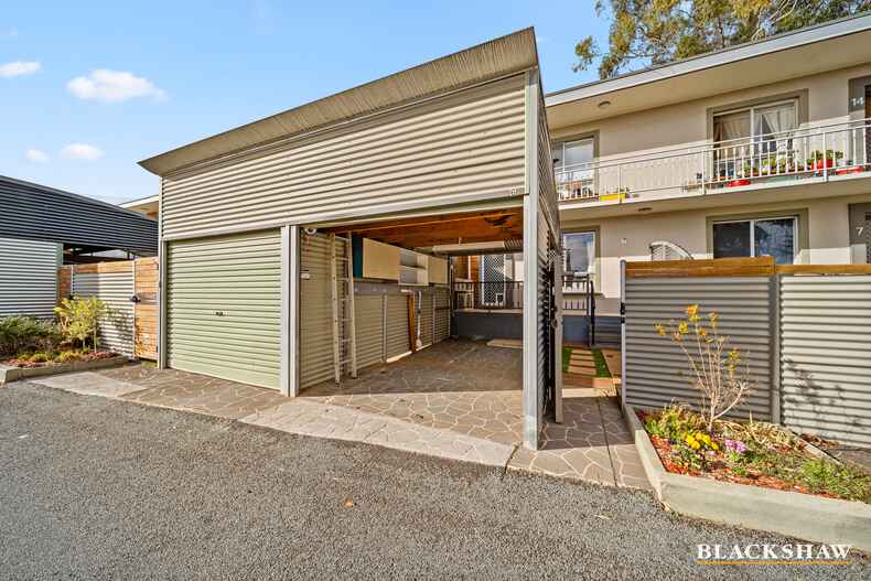 6/8 Davison Street Crestwood