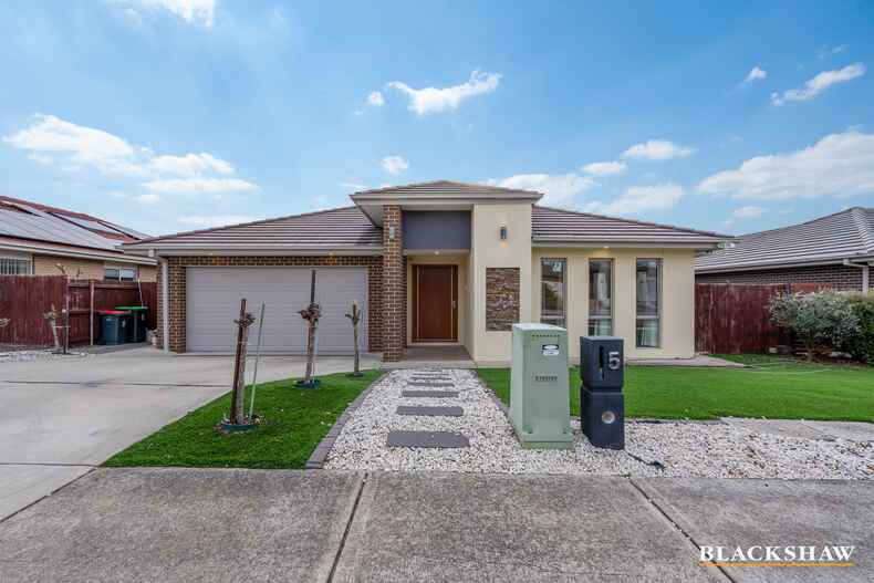 5 Redshaw Street Coombs
