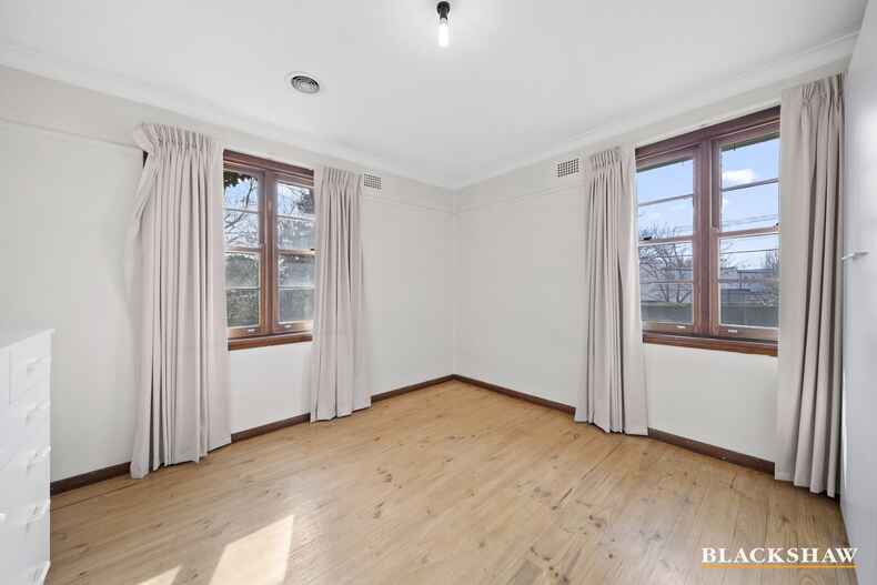 3 Nyeena Place Narrabundah 3 Nyeena Place Narrabundah