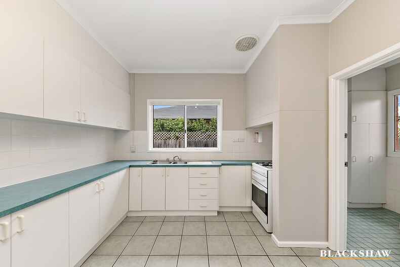 30 McKinlay Street Narrabundah 30 McKinlay Street Narrabundah